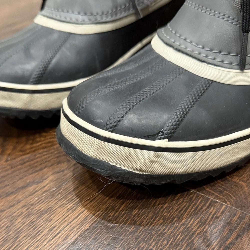 Sorel Winter Carnival Women’s Waterproof Boots